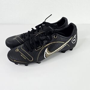 NWOB Nike Mercurial Vapor 14 Academy Soccer Cleats #DJ2869-007 Mens Size 6.5